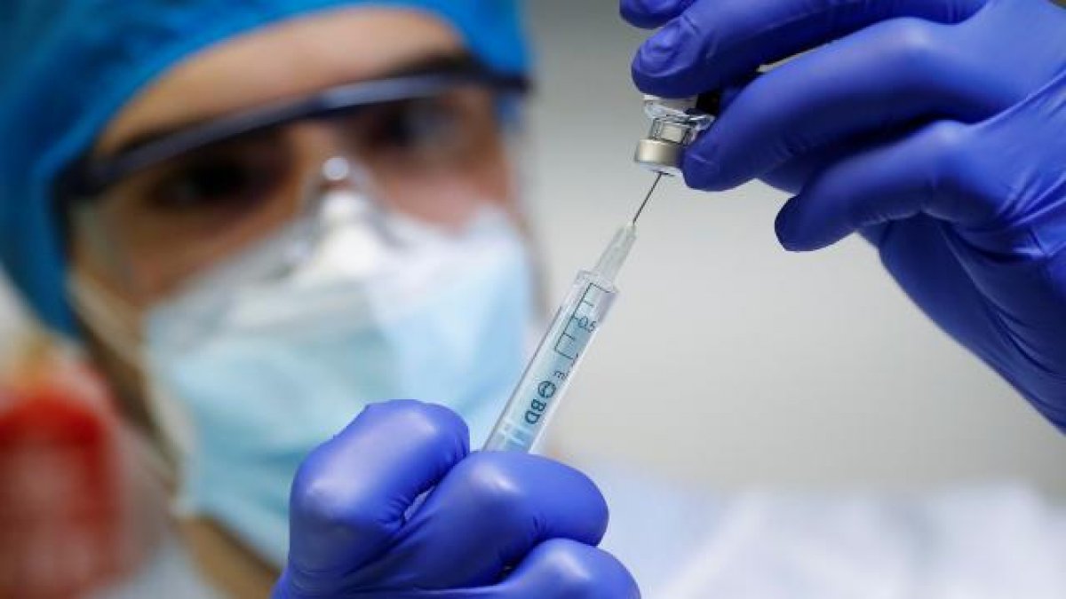 BioNTech aşısı nasıl uygulanacak? Kimler BioNTech aşısı olmayacak? Sağlık Bakanlığı açıkladı