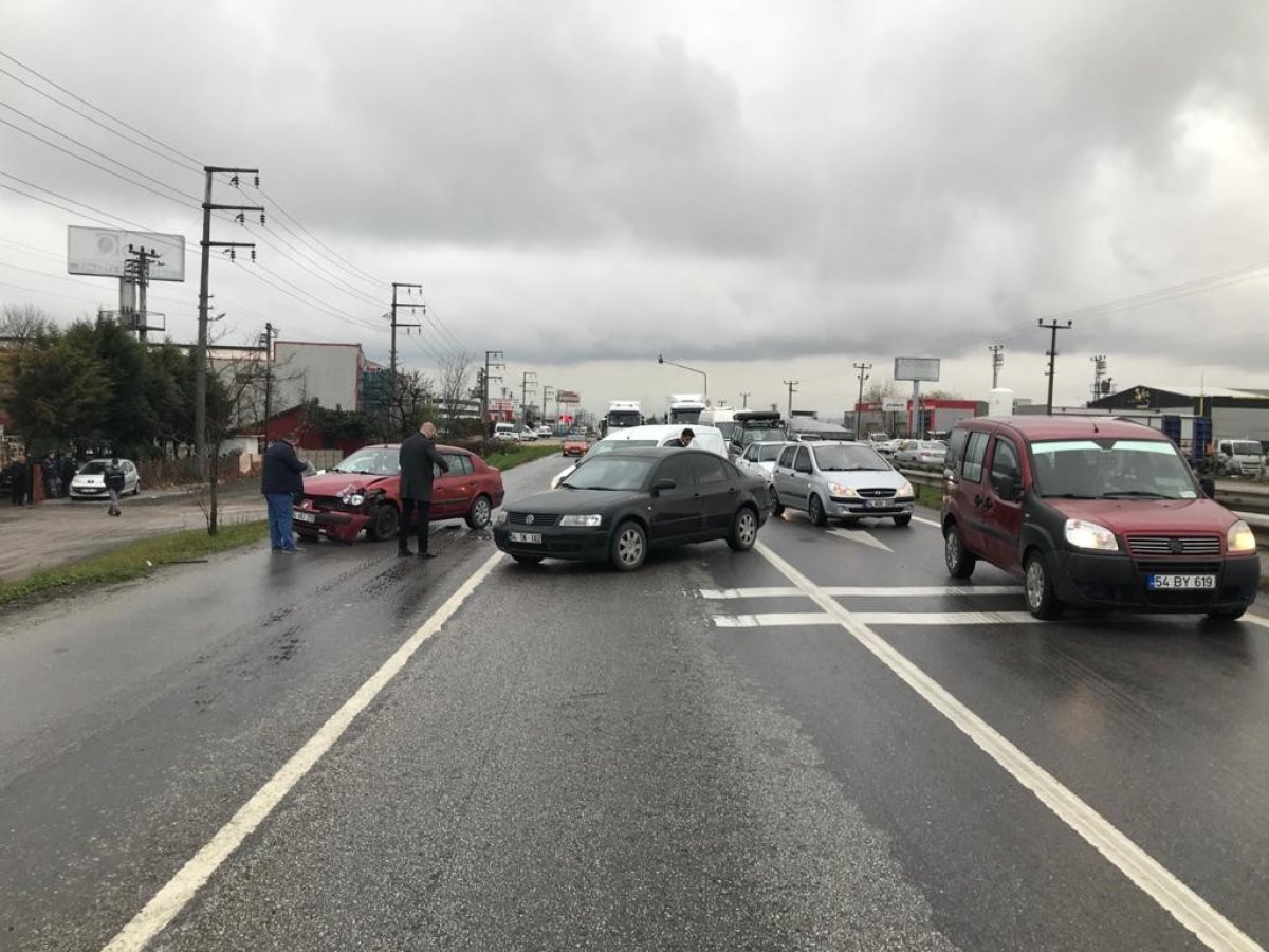 Sakarya'da zincirleme kaza