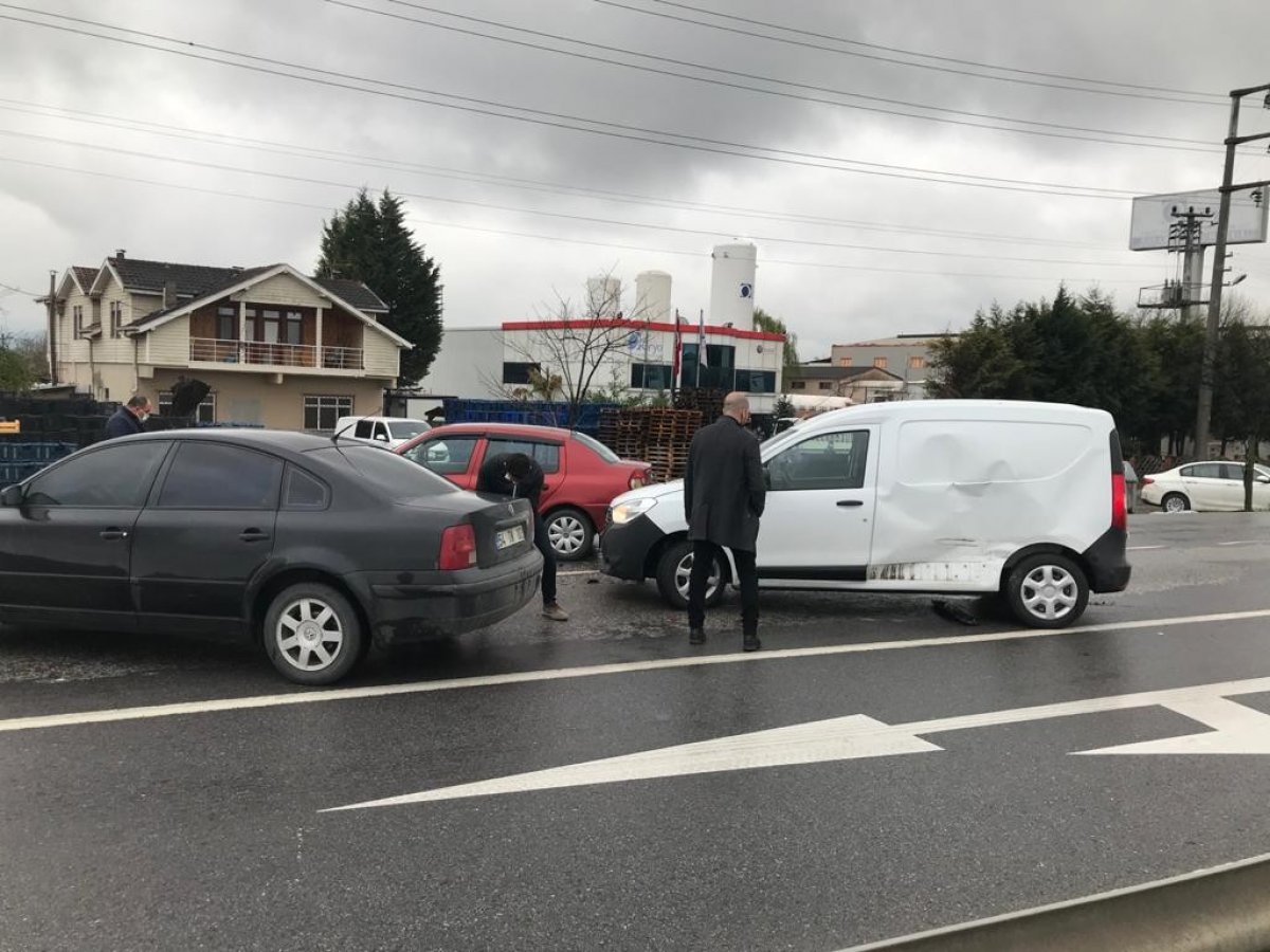 Sakarya'da zincirleme kaza