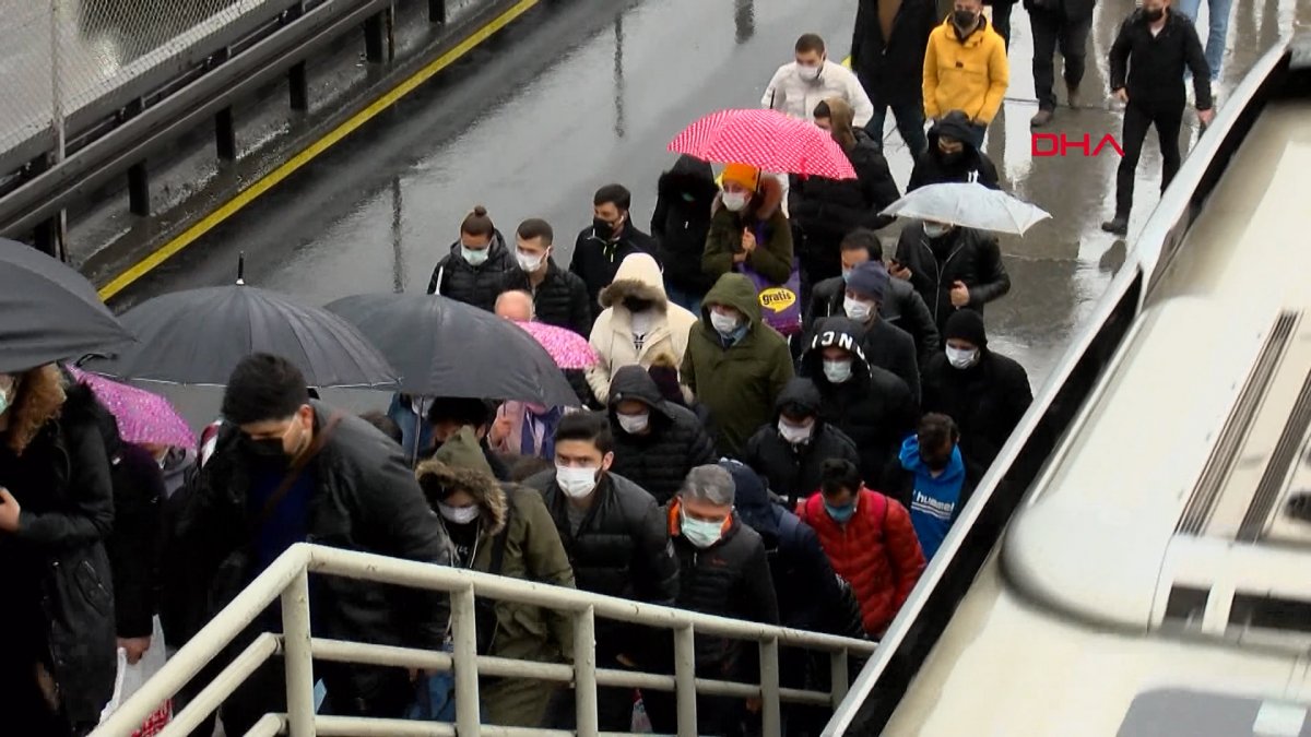 İstanbul'da toplu ulaşım isyanı