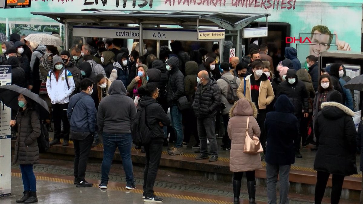 İstanbul'da toplu ulaşım isyanı