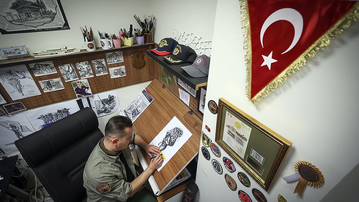 Malatya'da polis memuru, sanat becerisini sanal operasyon alanlarının tasarımında kullanıyor