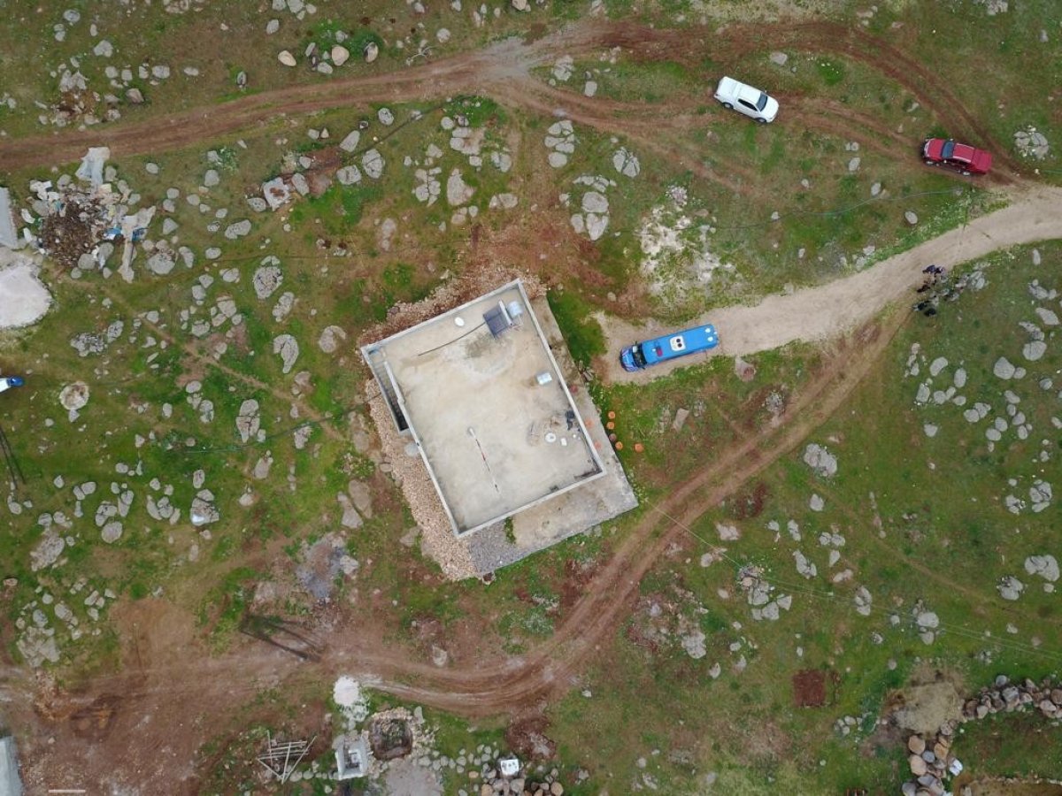 Şanlıurfa’da toprağa gömülü uzun namlulu silahlar bulundu