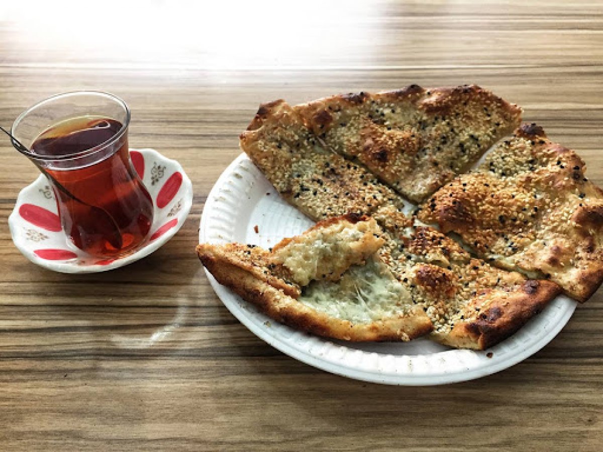 Anadolu pizzası: Yağ somunu nasıl yapılır? Meşhur Konya yağ somunu malzemeleri ve tarifi..