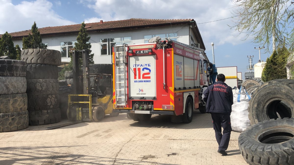 Kocaeli’de eli makineye sıkışan işçinin parmakları koptu