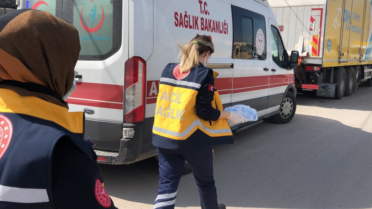 Kocaeli’de eli makineye sıkışan işçinin parmakları koptu