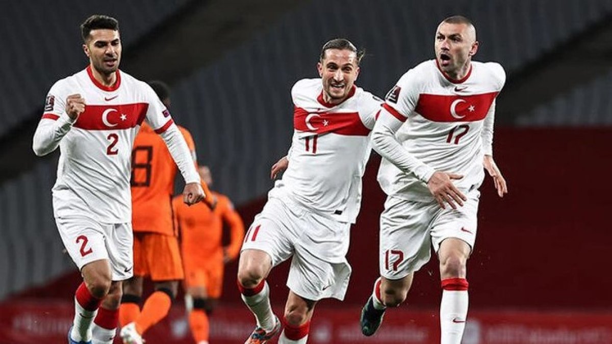 Türkiye FIFA sıralamasında 3 basamak yükseldi