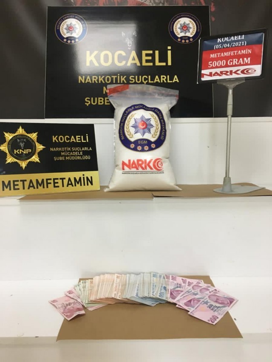 Kocaeli’de uyuşturucu operasyonu: 5 kilo metamfetamin bulundu