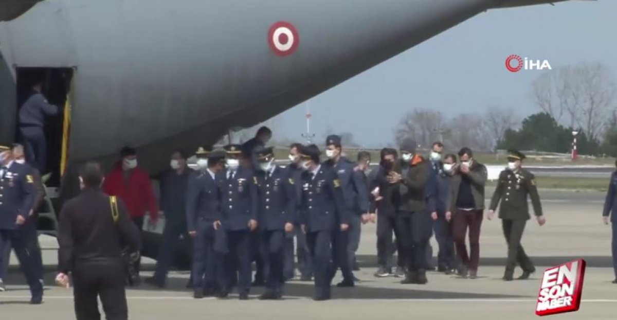 Şehit pilot Burak Gençcelep’in cenazesi Trabzon'a getirildi