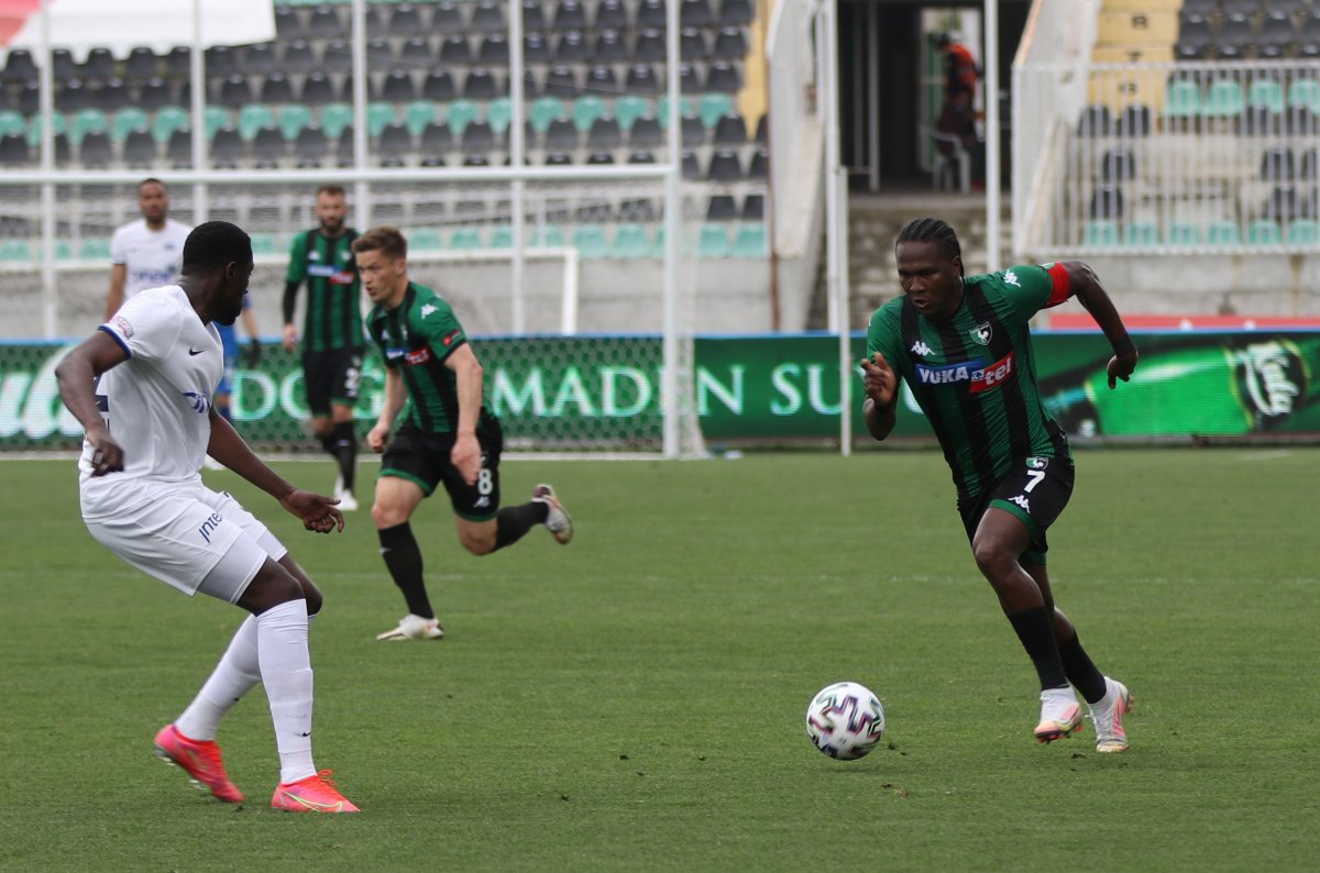 Denizlispor evinde Kasımpaşa ile berabere kaldı