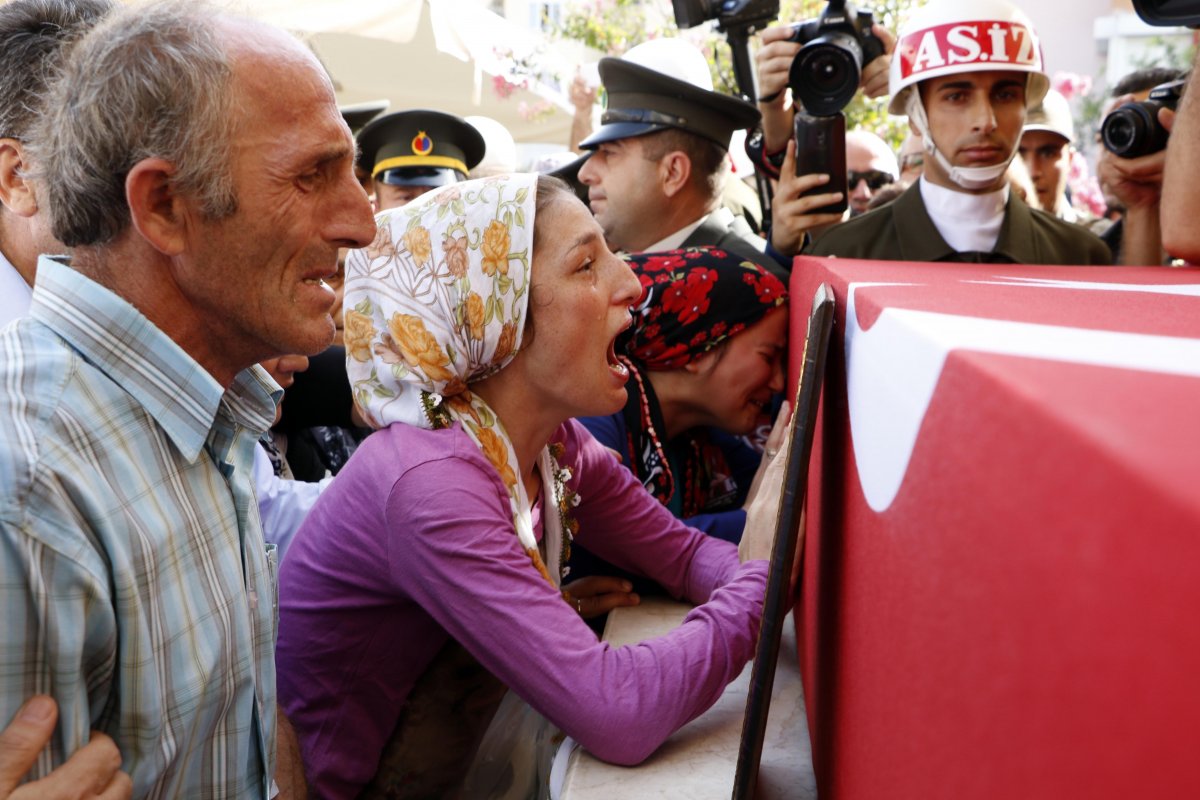 Hakkari’de şehit babası: Duydum ki oğlumun kanı yerde kalmamış