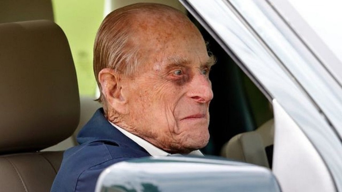 Who is Prince Philip?  Why did Prince Philip, wife of Queen Elizabeth II, die, how old was she?