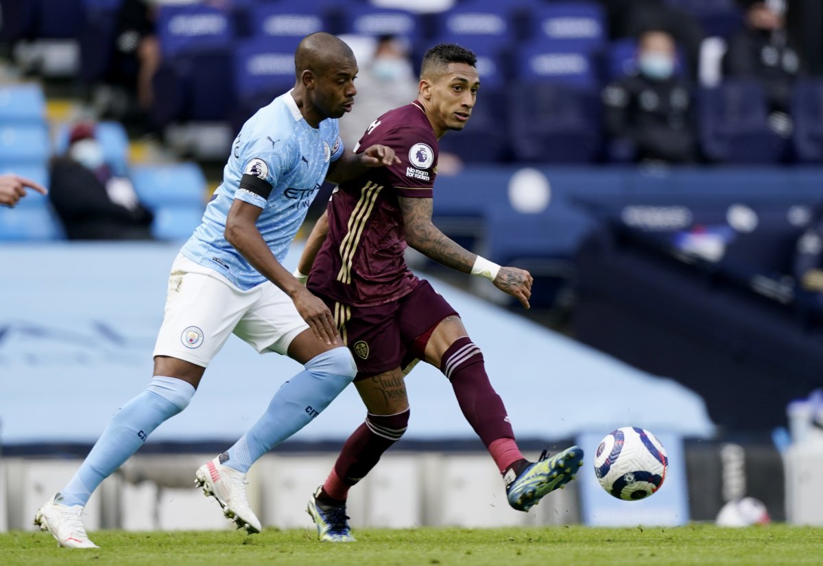 Manchester City, evinde Leeds United'a mağlup oldu