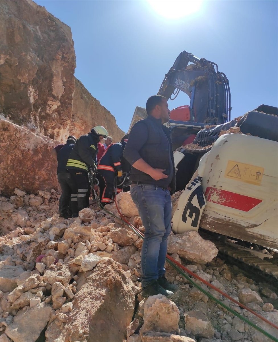 Mardin'de düşen kaya parçası can aldı