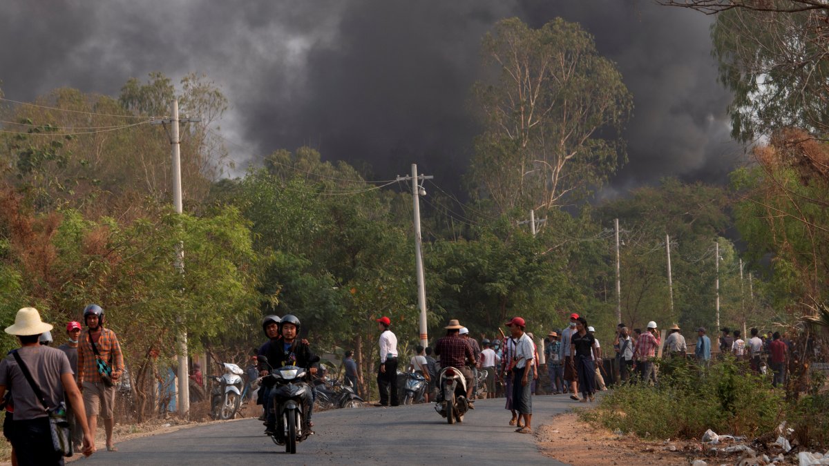 Myanmar army shoots at protesters: 80 dead