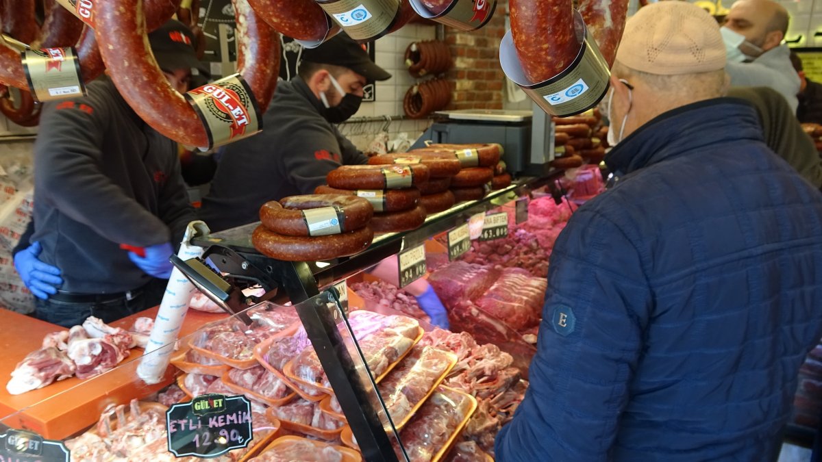 Bursa'da Ramazan öncesi alışveriş çılgınlığı