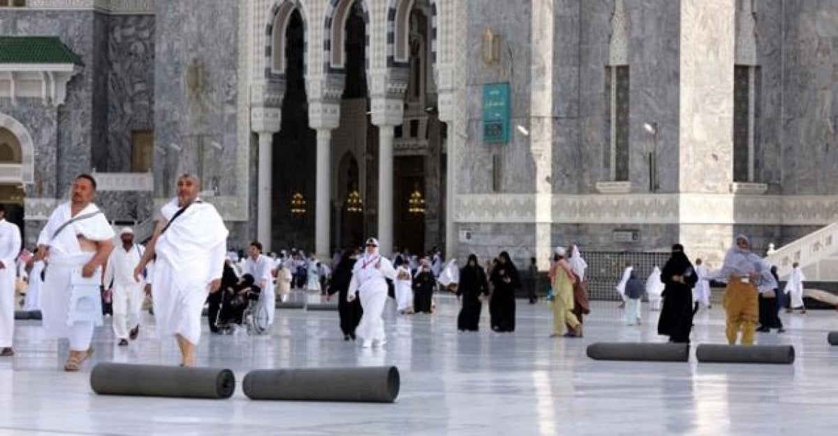 Most Arab countries announced that Ramadan started on Tuesday #1