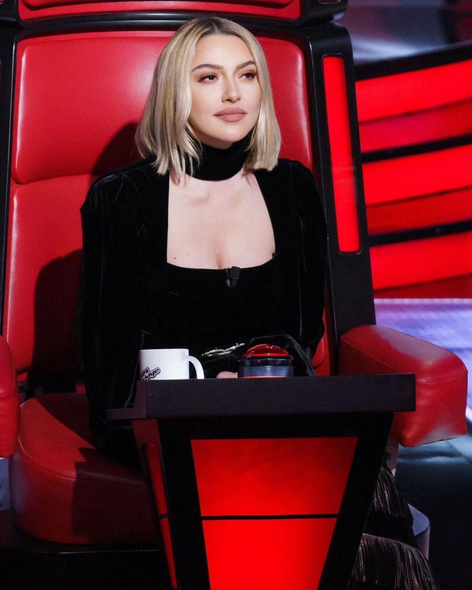 Hadise'den 1 milyar teşekkürü