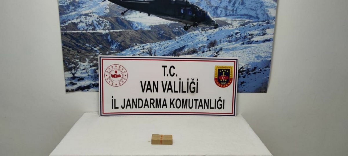 Van’da uyuşturucu operasyonu: 1 kilo 622 gram eroin ele geçirildi