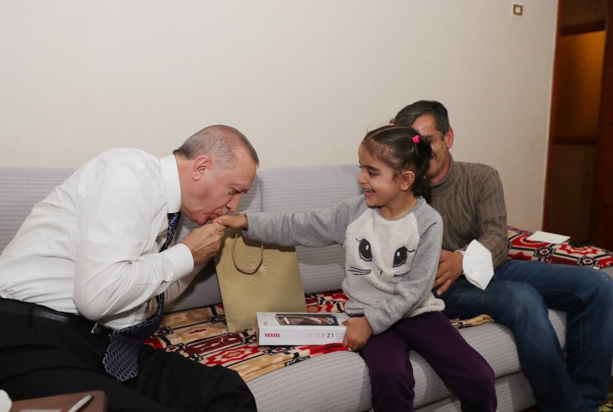 Cumhurbaşkanı Erdoğan bir vatandaşın evinde iftar yaptı #6