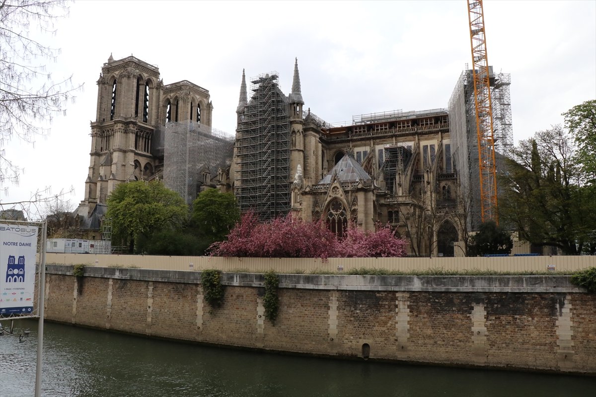 The restoration of the burning Notre Dame Cathedral in France could not be started #2