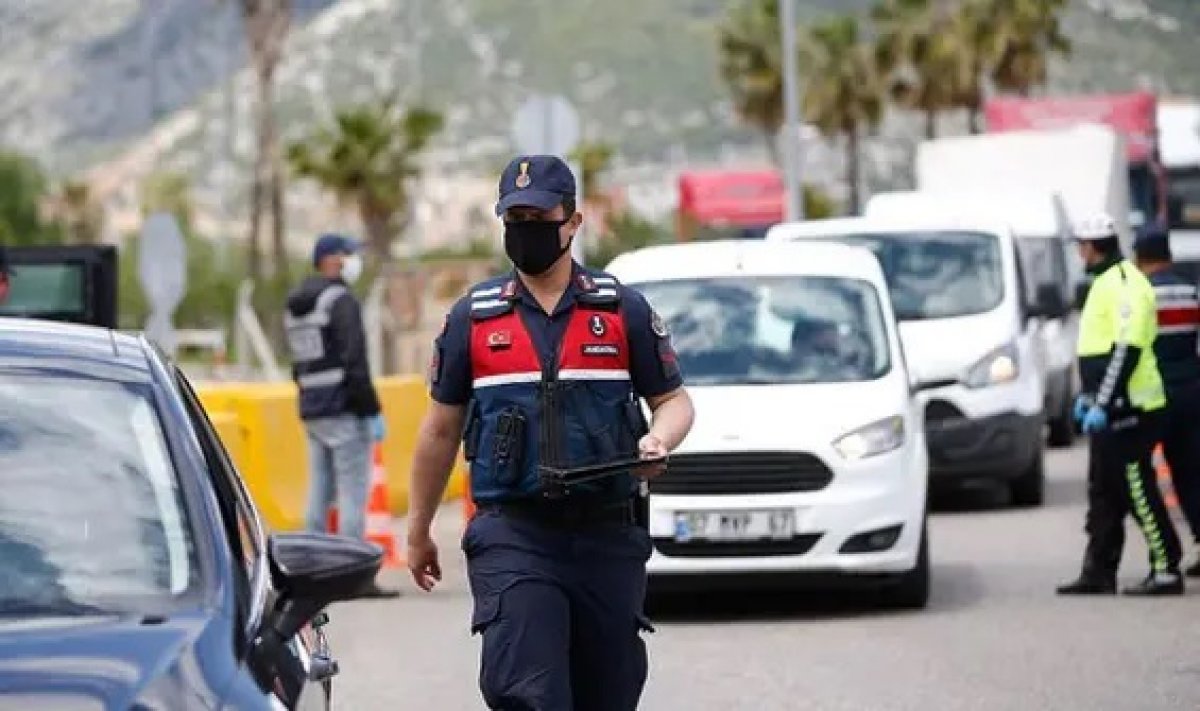 Şehirler arası seyahat yasağı nasıl uygulanacak, hangi gün ve saatlerde? İçişleri Bakanlığı açıklık getirdi