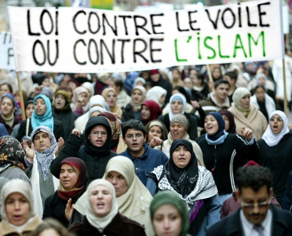 France expands ban on Muslims #2