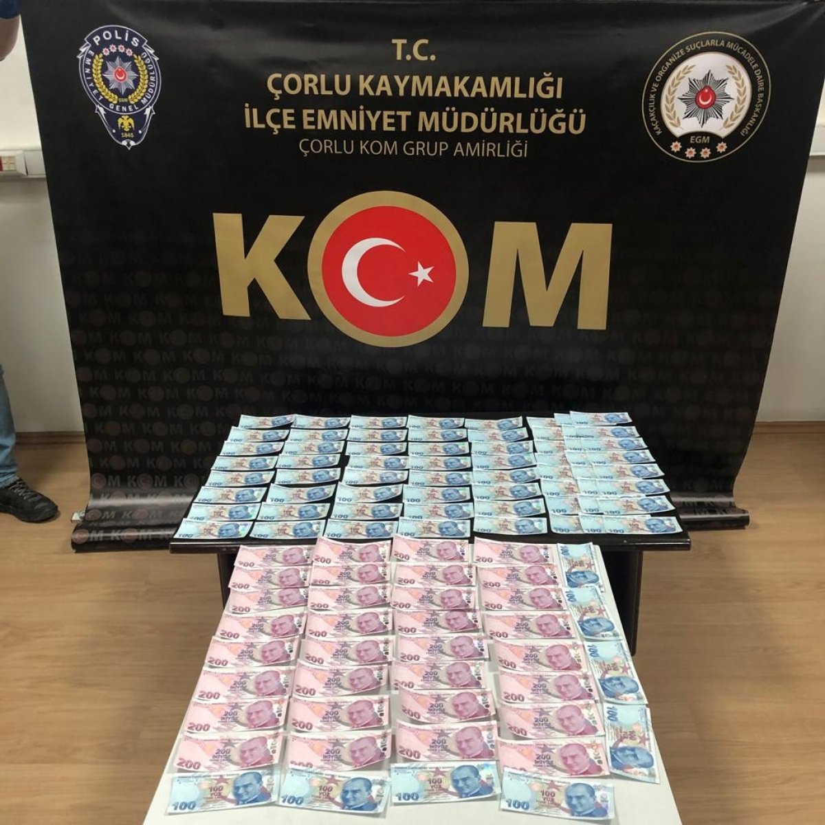 Tekirdağ'da 13 bin liralık sahte paranın sahibi 2 kişi yakalandı