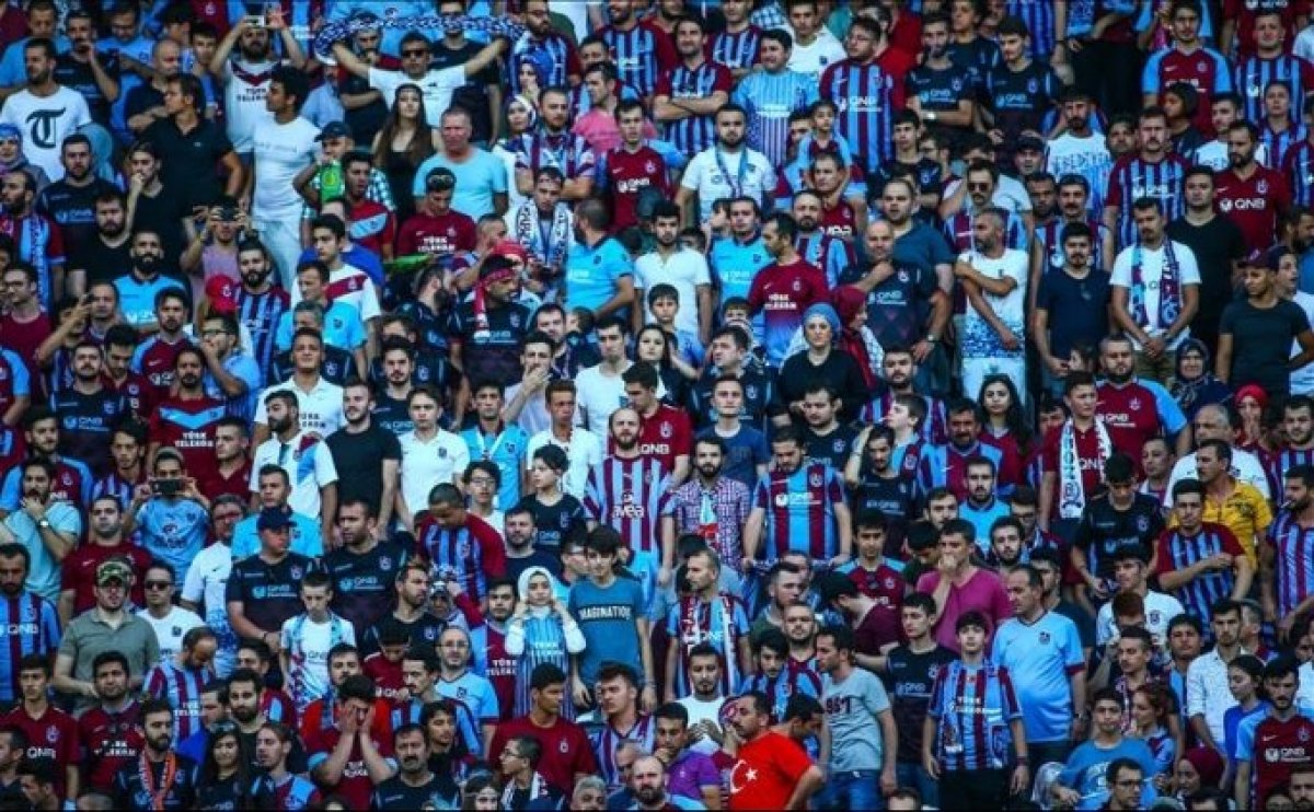 Trabzonspor Futbol Şube Sorumlusu Bayraktar: Trabzonspor'un Türk futbolundan alacağı var