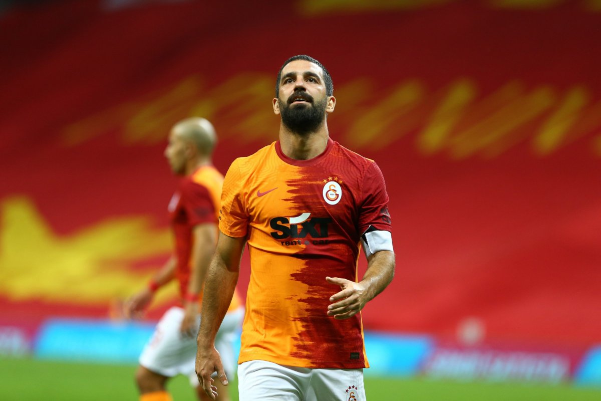 Arda Turan: Şampiyonluğa olan inancımızı gösterelim