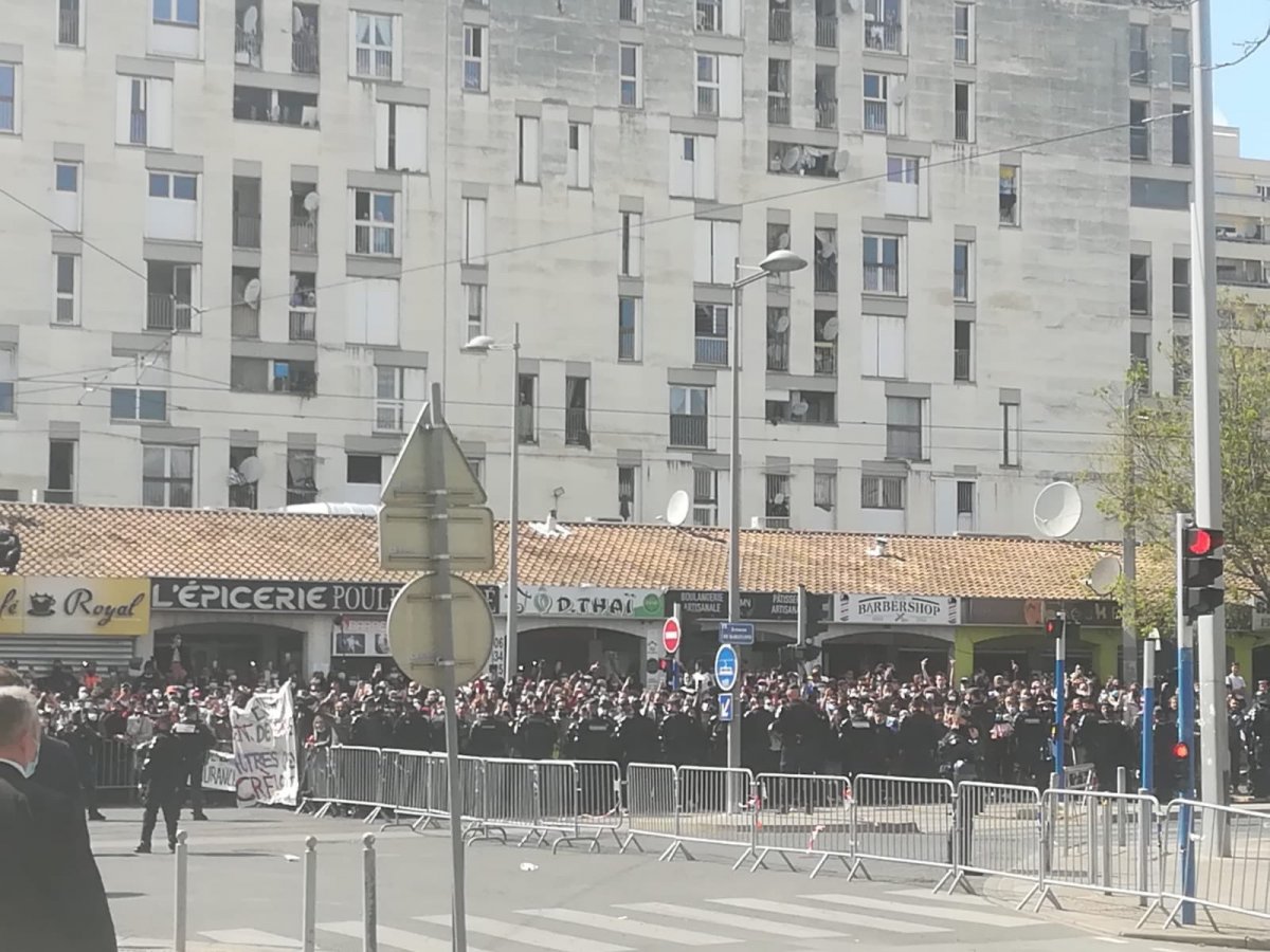 Emmanuel Macron Montpellier ziyareti sırasında protesto edildi #2