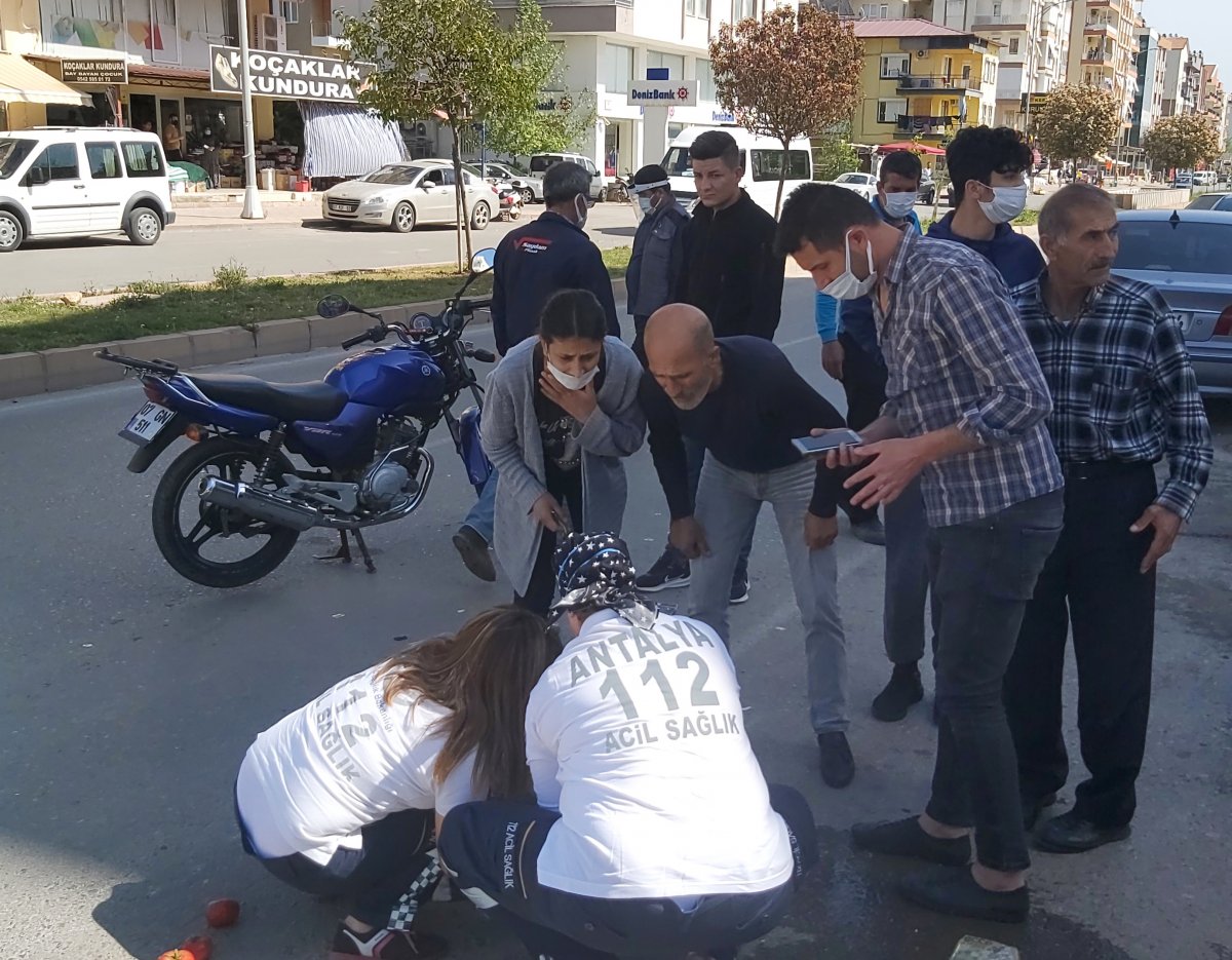 Antalya'da küçük kıza motosiklet çarptı: Ölmek istemiyorum