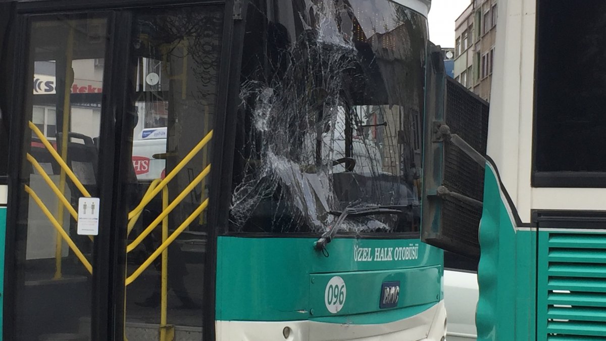 Kayseri’de zincirleme kaza: 3 halk otobüsü çarpıştı