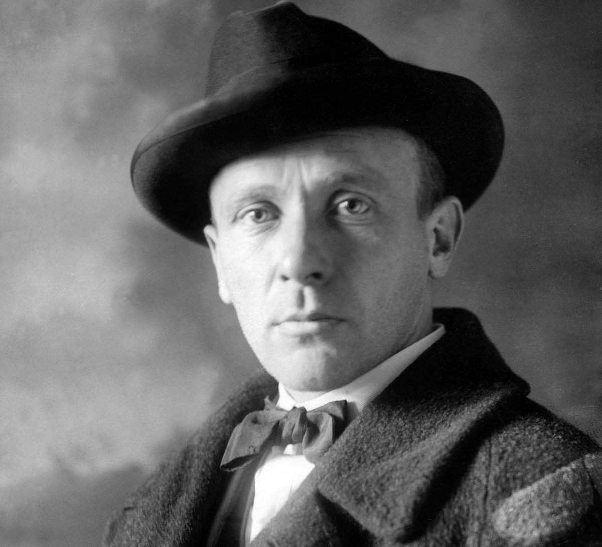 Mihail Bulgakov'un Hayatımızın Bir Günü kitabı