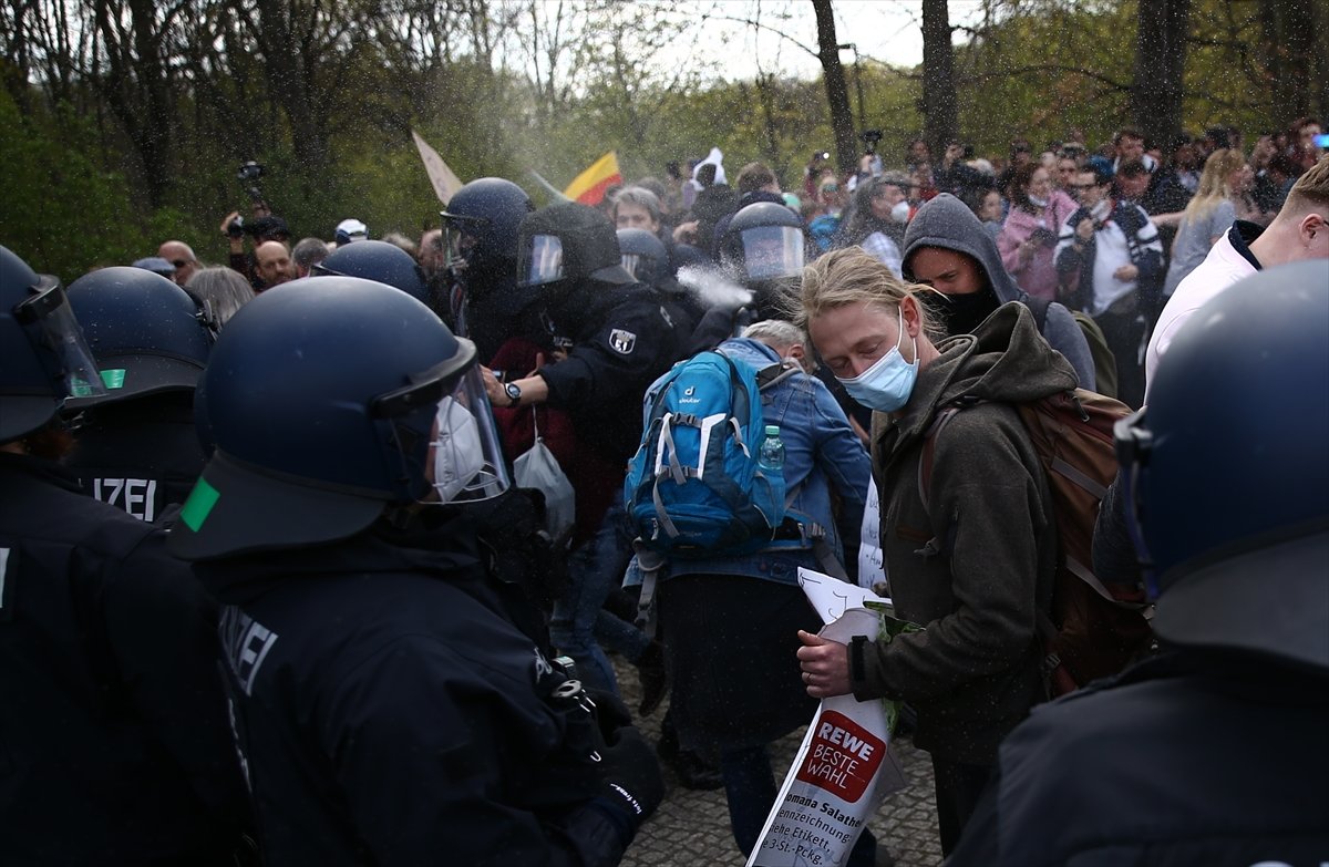 Police response to the demonstration against corona policies in Germany #4