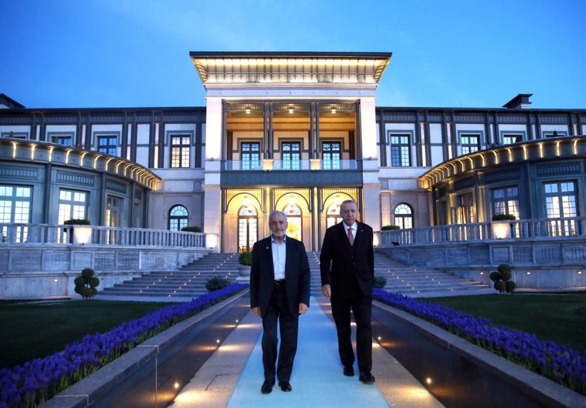Cumhurbaşkanı Erdoğan, Oğuzhan Asiltürk le iftar yaptı  #1