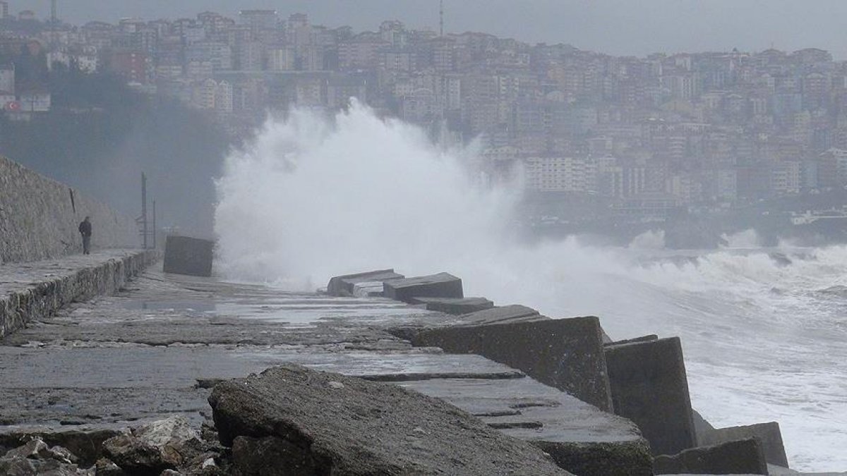 Doğu Karadeniz’in iç kesimleri bugün fırtınalı