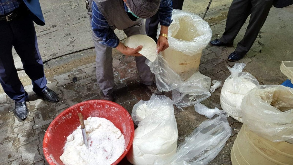 Siirt'in meşhur peyniri satışa çıktı