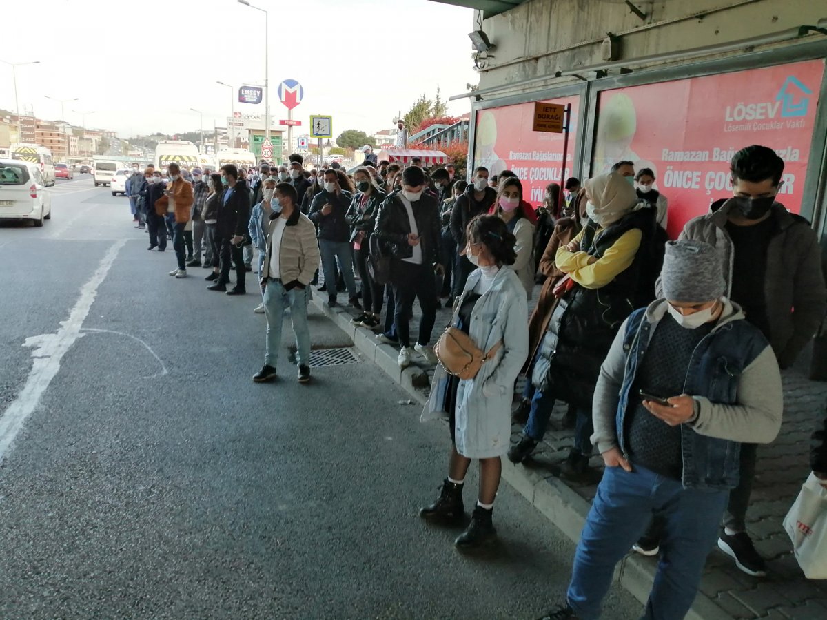 Pendik'te otobüs çilesi