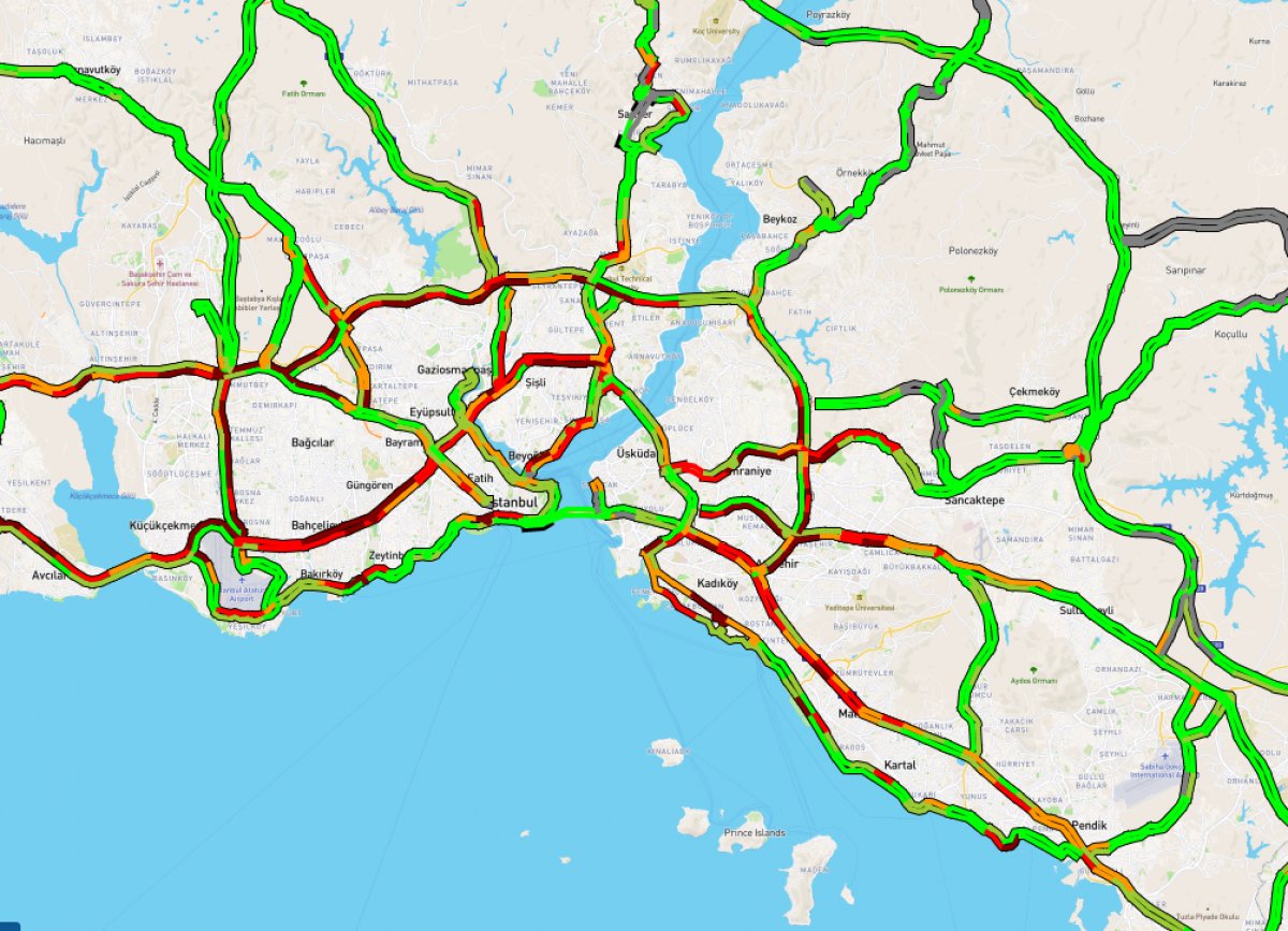 İstanbul'da kısıtlama öncesi trafik yoğunluğu yüzde 67'ye ulaştı