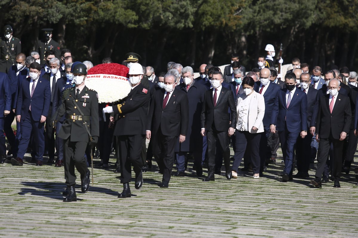 Devlet erkanından Anıtkabir çıkarması