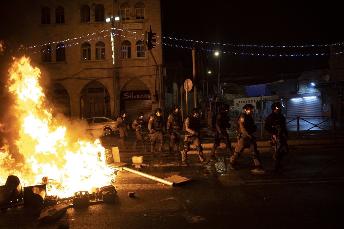 105 injured in Israeli police intervention against Palestinians in Jerusalem #5