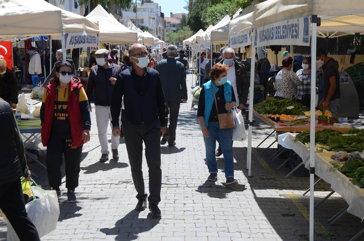 Kuşadası yerel üretici pazarına bahar geldi