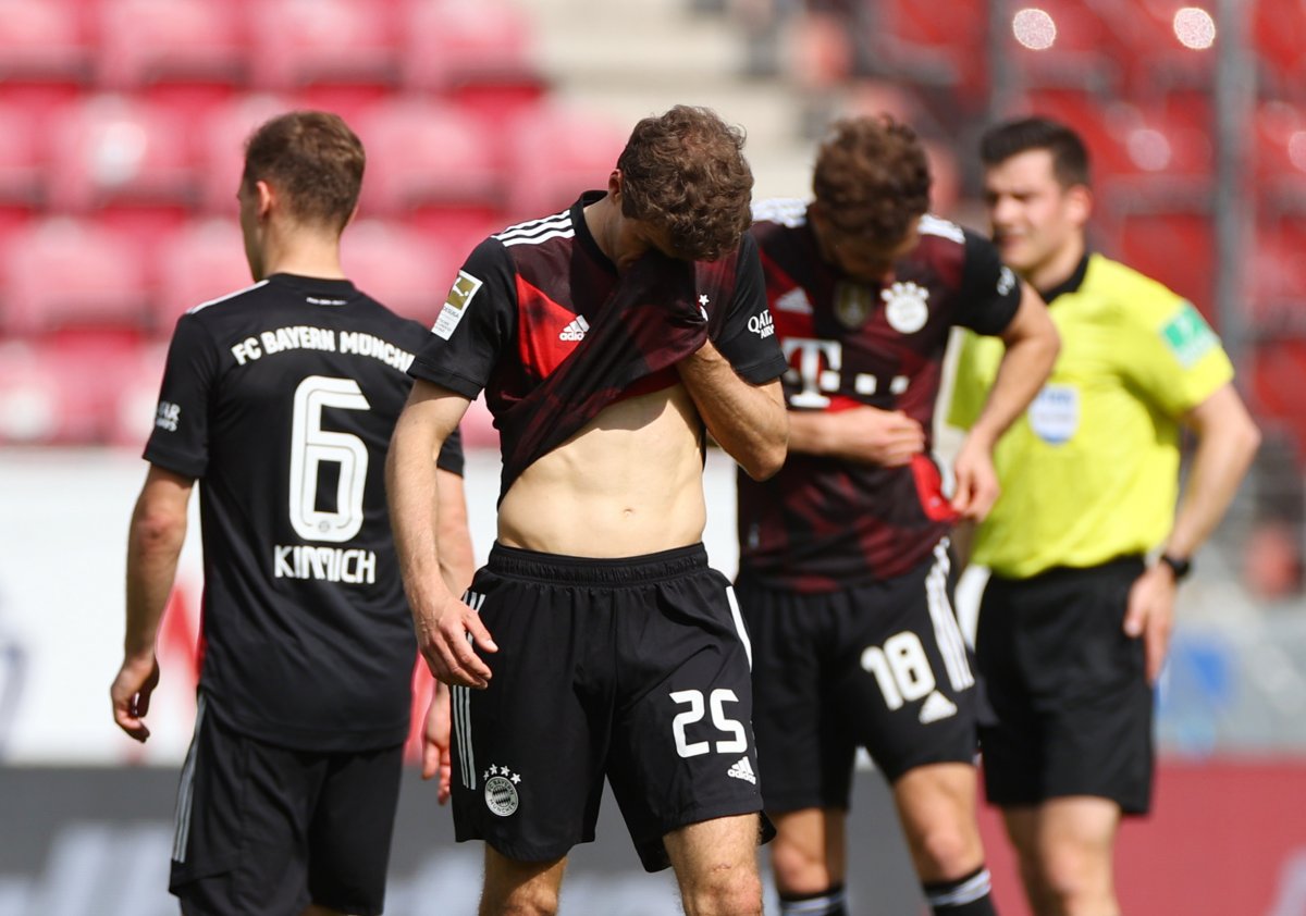 Bayern Münih, Mainz'a 2-1 yenilerek şampiyonluğu erteledi