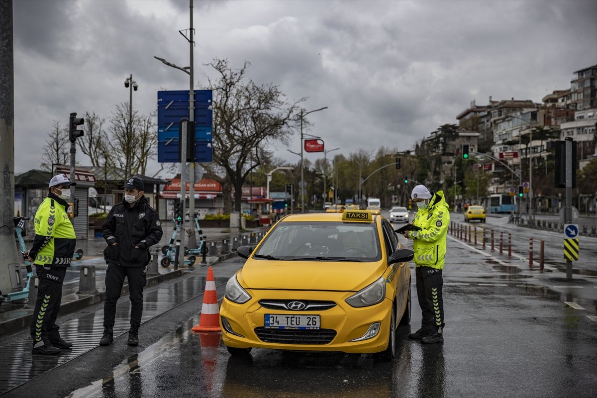 Kısıtlamalara uymayan 47 bin 61 kişiye işlem uygulandı