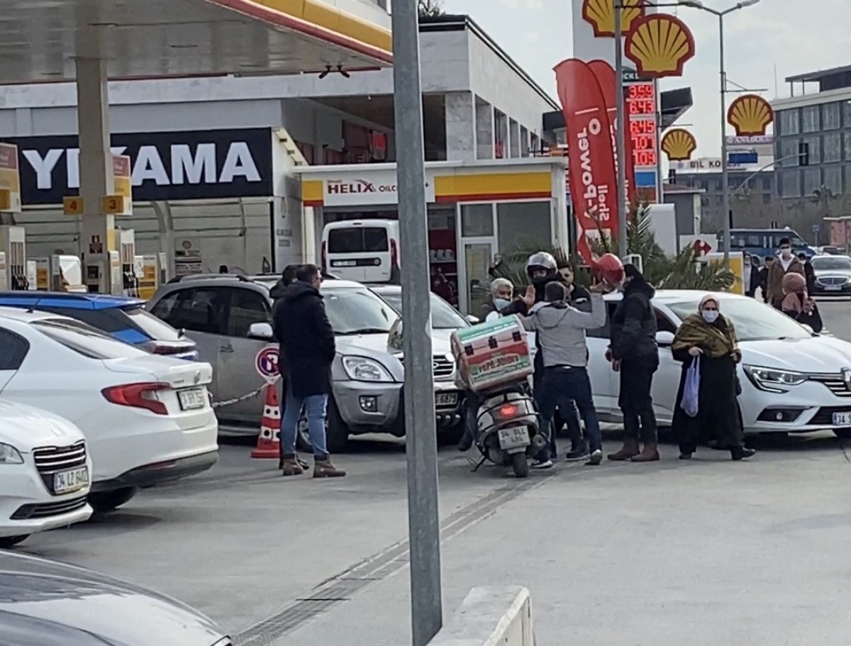 Kağıthane’de kaza sonrası kasklı yumruklu kavga