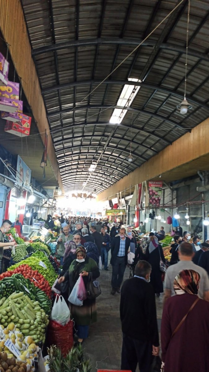 Antalya ve Mersin'de sebze üretimi artınca fiyatları düşmeye başladı