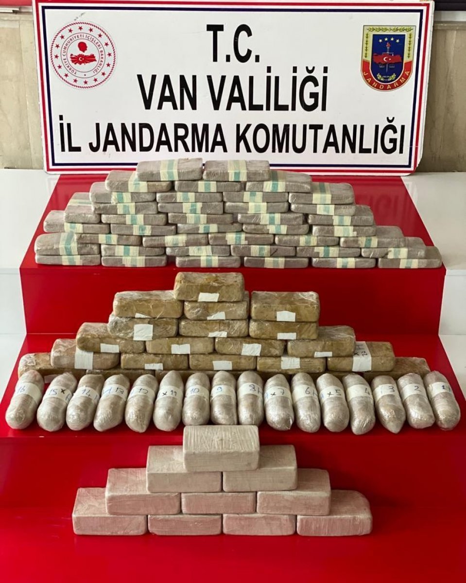 Van’da 51 kilogram eroin ele geçirildi