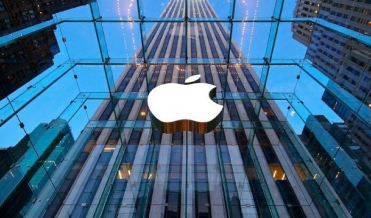 430 billion dollars investment commitment from Apple in the USA in 5 years #1