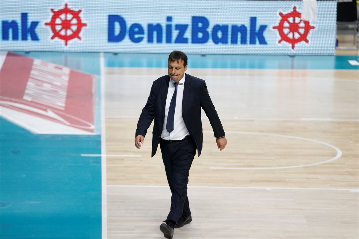 Efes, bu kez Madrid'e yenildi